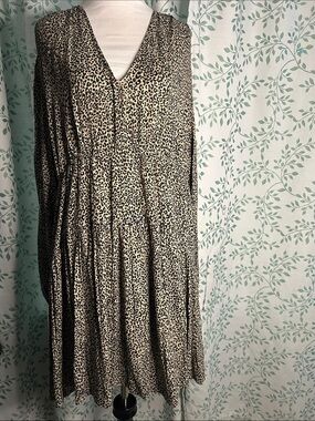 Target Women's Long Sleeve Leopard Print Dress in Black and Cream